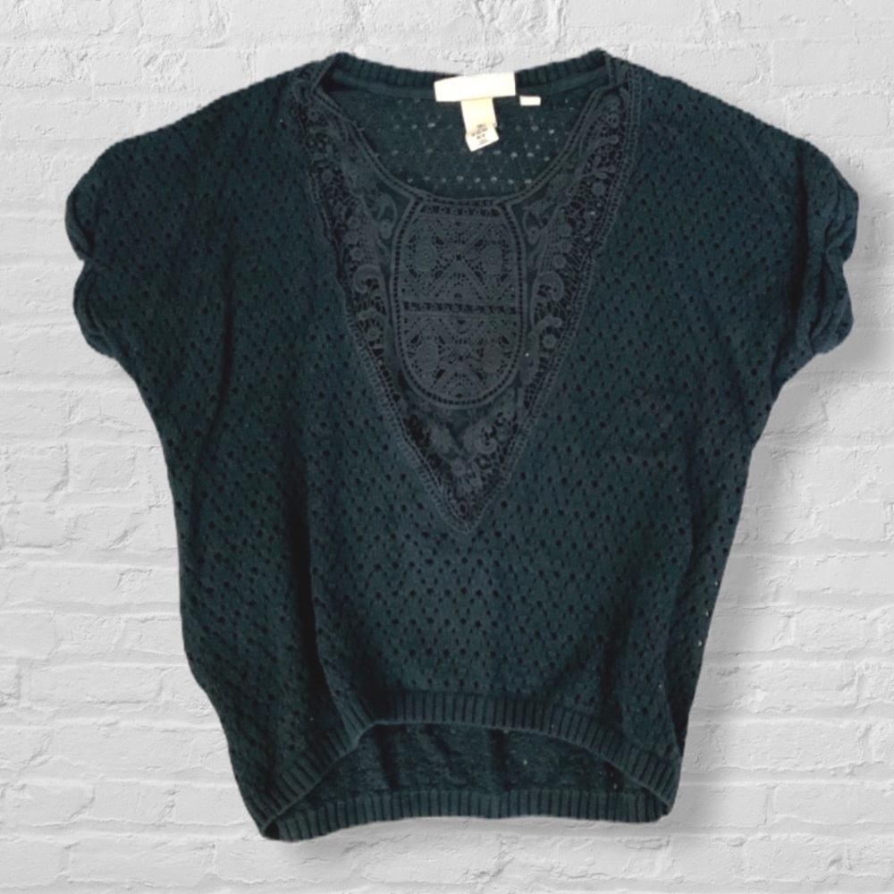 Like 🆕 H&M blue crochet sweater
